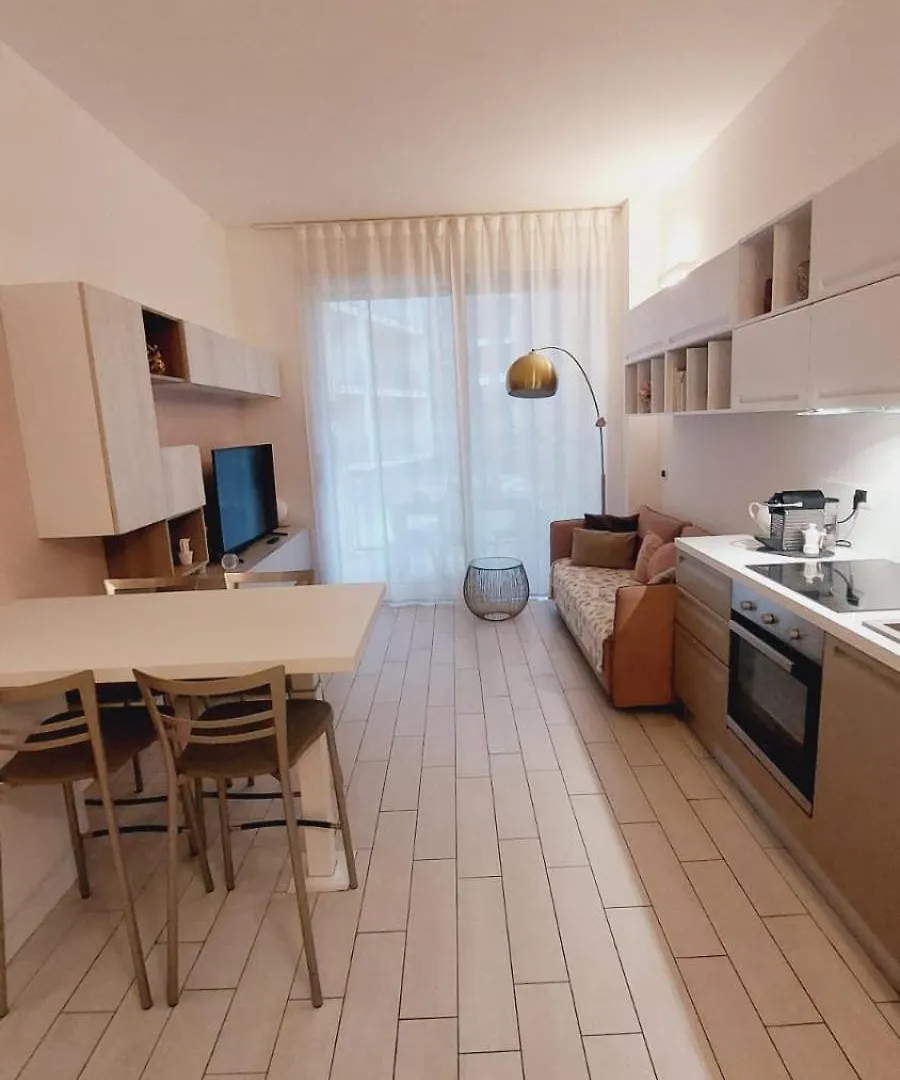 Nina\'S Home location